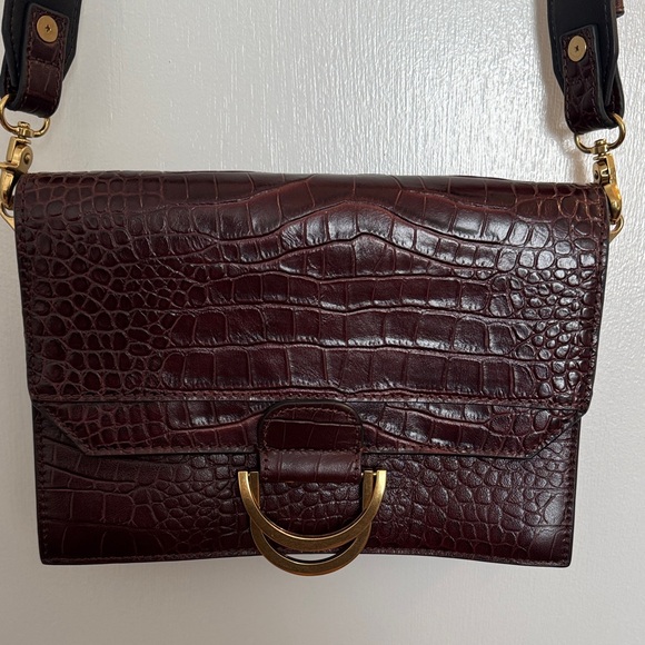 Zara Handbags - Zara Brown Croc-Embossed Crossbody with Gold Hardware